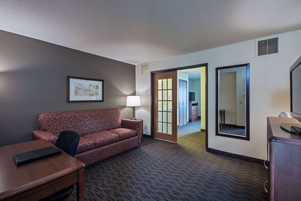 Americinn By Wyndham Grundy Center 14/23