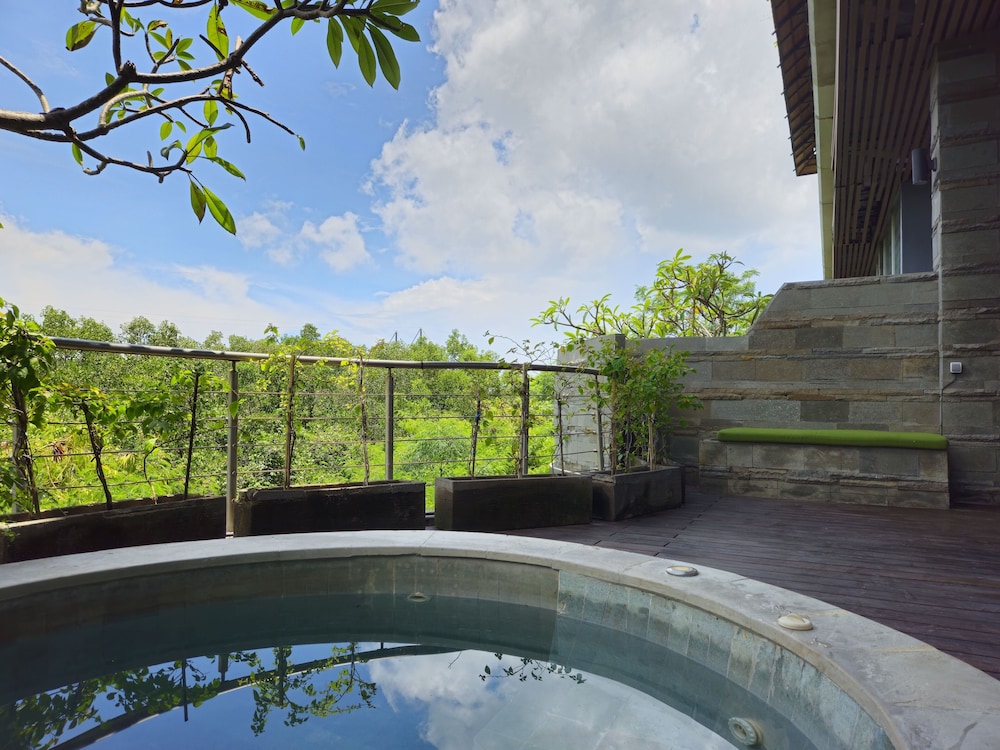 The Crystal Luxury Bay Resort Nusa Dua 35/72