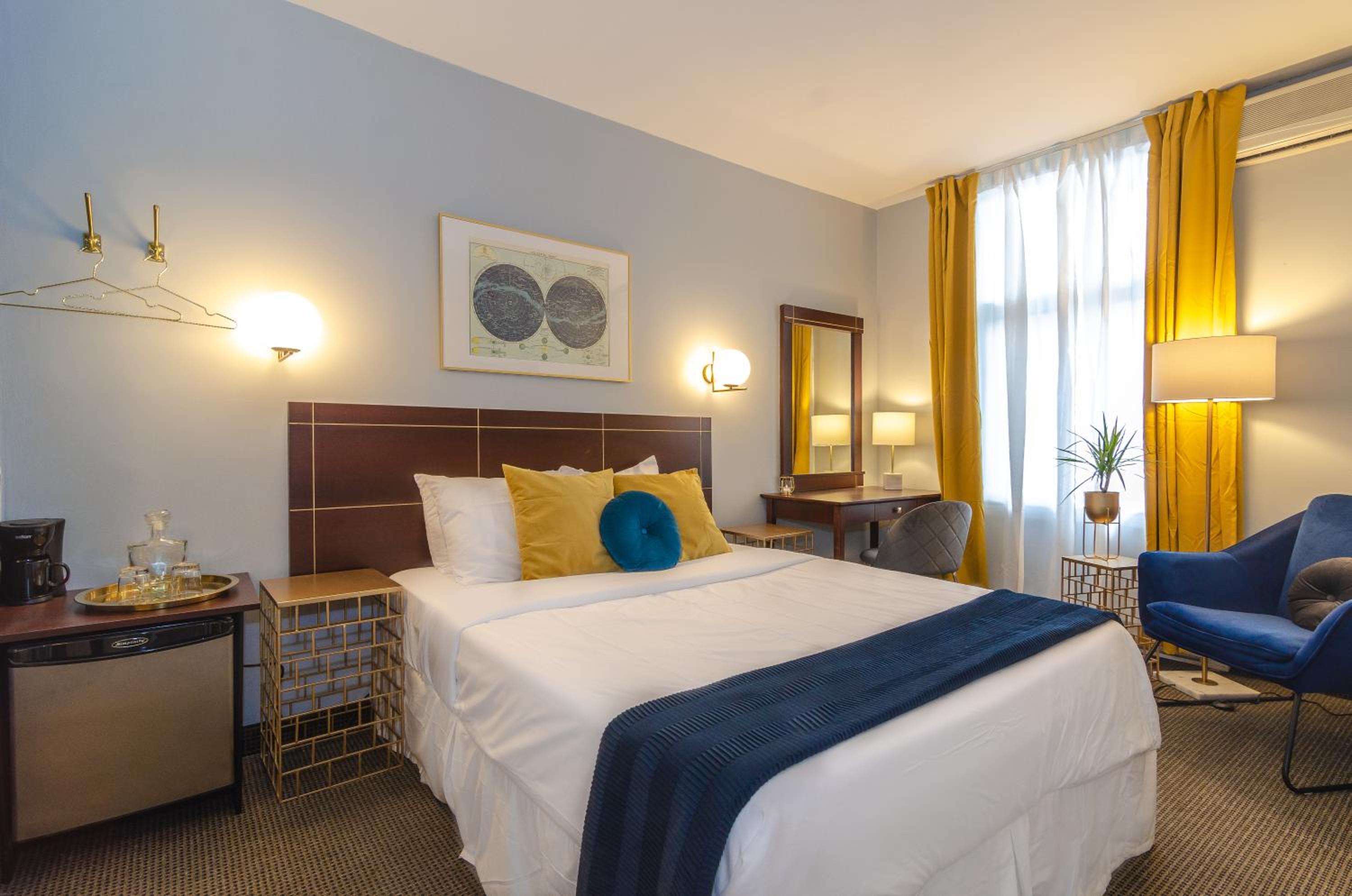 غرفة بسرير كوين، Hotel Dorion 9/10