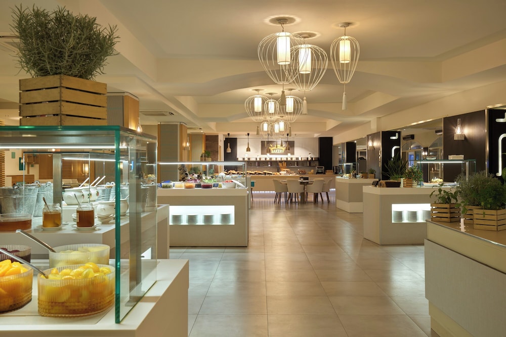 Almar Timi Ama Resort and Spa 5/50