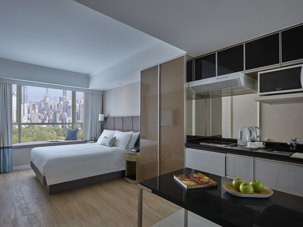 Two Macdonnell Road 16/47