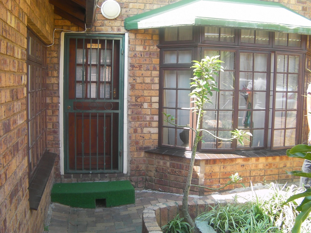 House On York Guest House 19/47