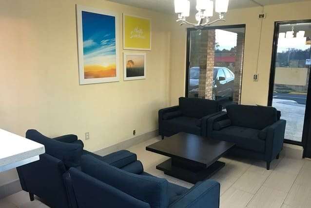 Days Inn By Wyndham King 6/8