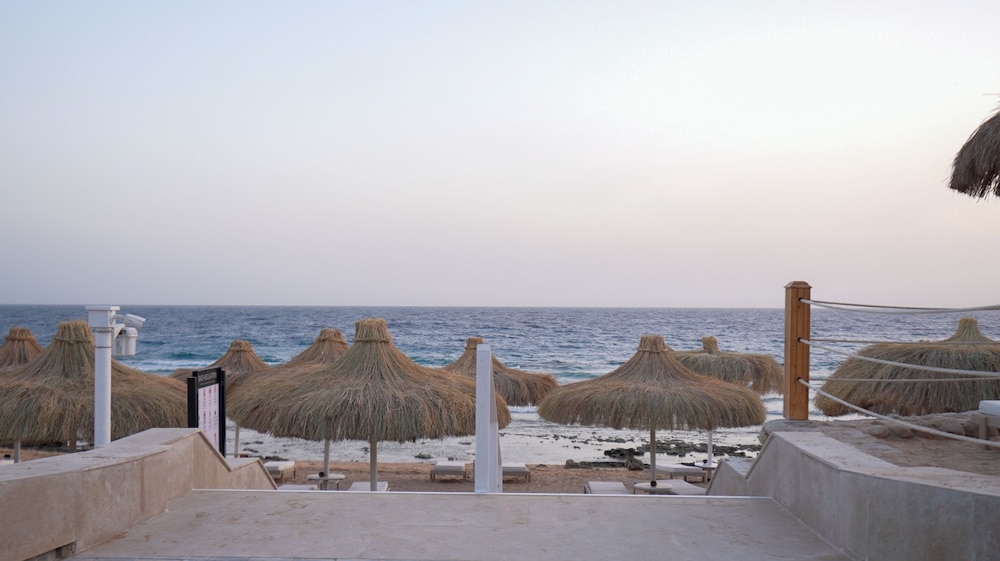 SUNRISE Remal Resort 72/77