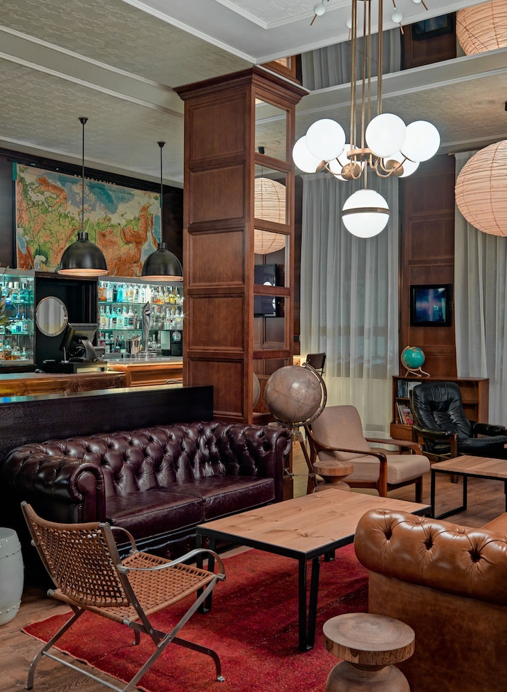 H10 Montcada Boutique 34/68
