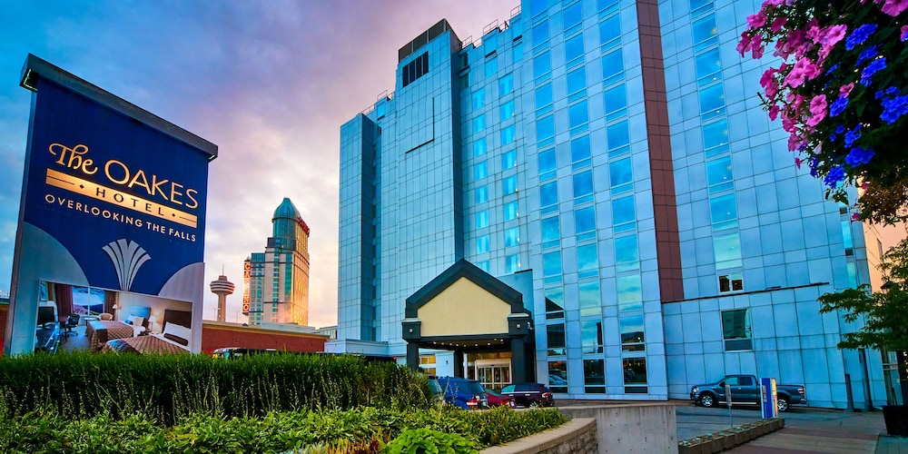 The Oakes Hotel Overlooking the Falls photo4