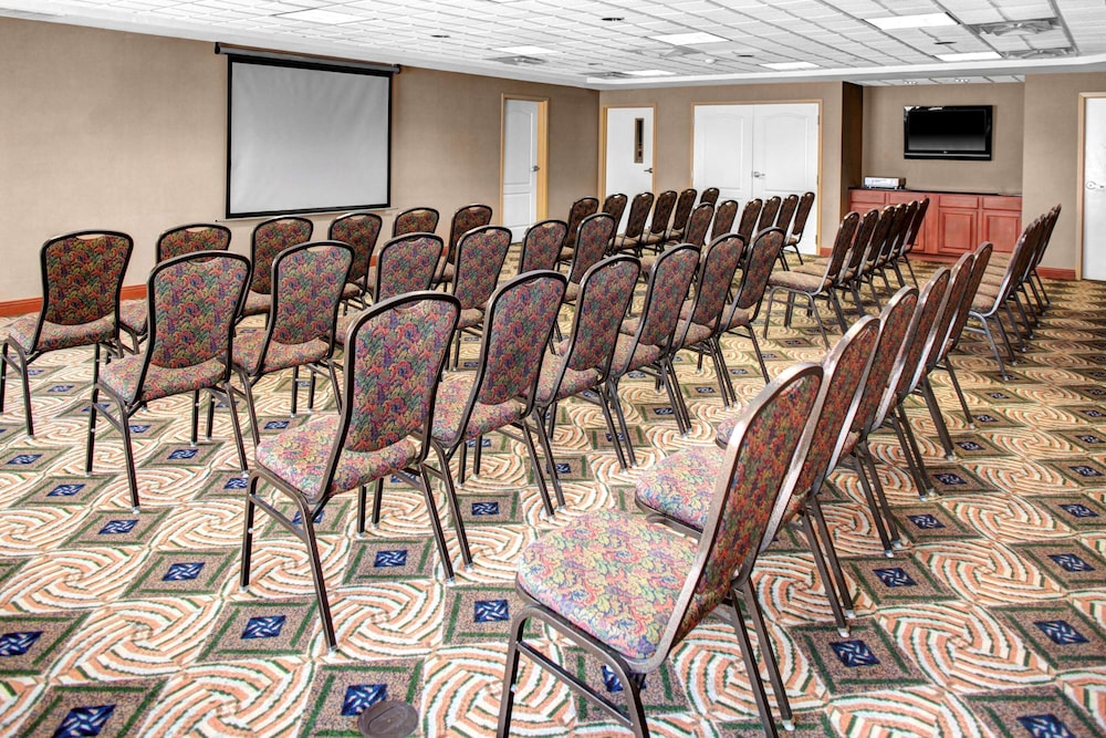 Hampton Inn Coldwater 39/40