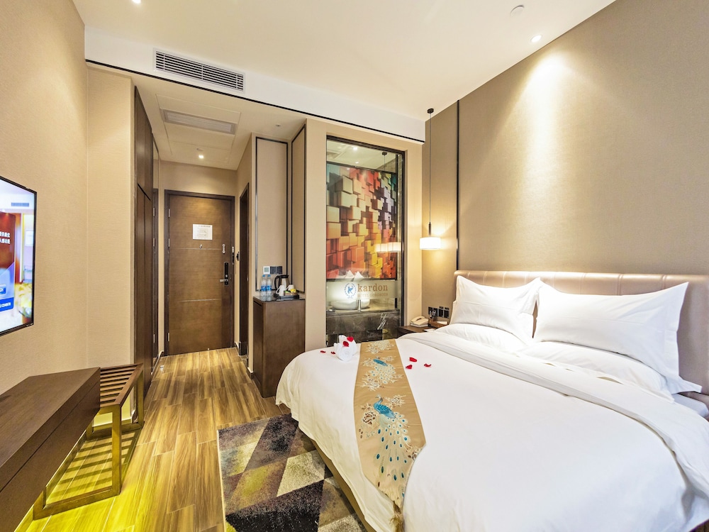 SUPERIOR, DOUBLE BED