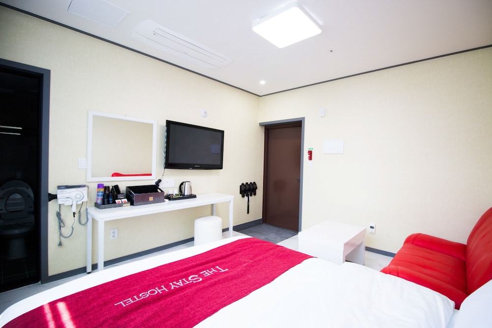 The Stay Hostel 12/31