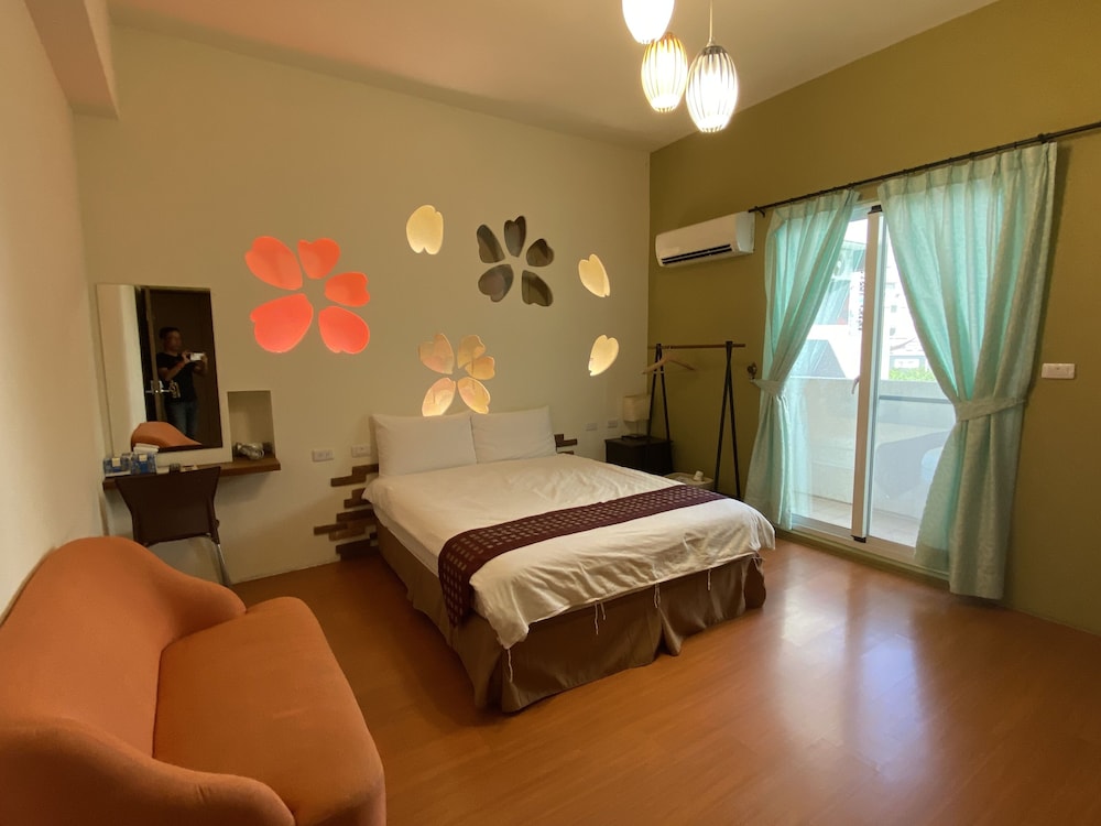 Happy Life Hostel 26/32