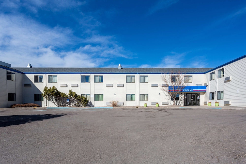 Motel6 Great Falls, MT 48/55