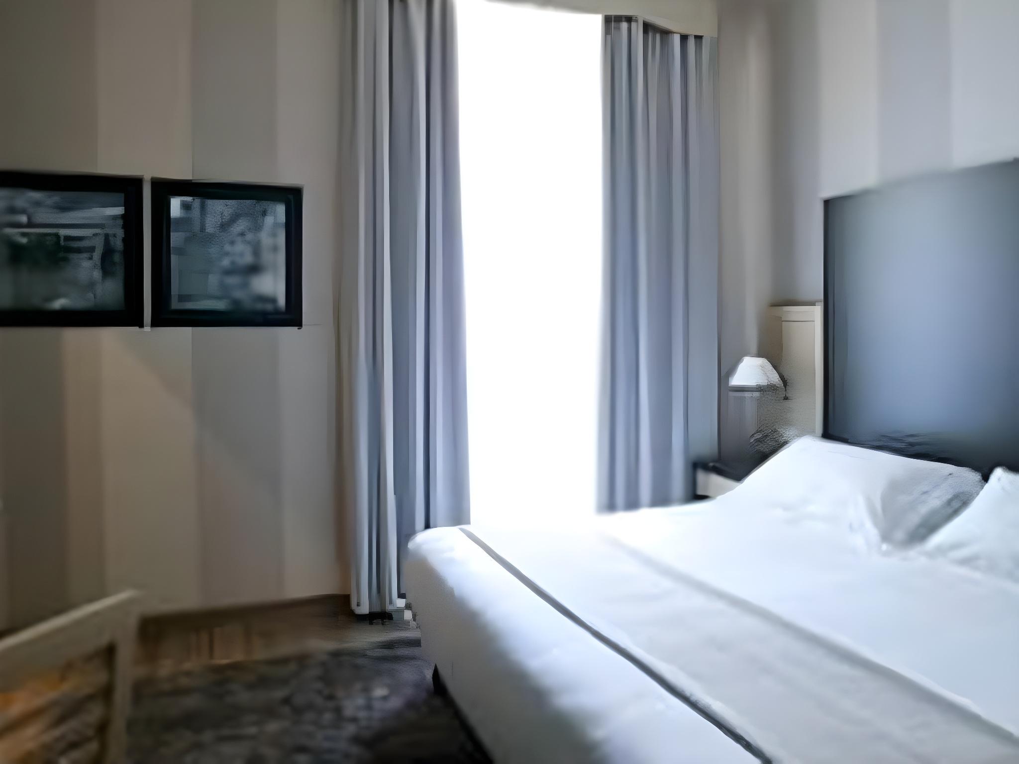 COMFORT, DOUBLE OR TWIN BED