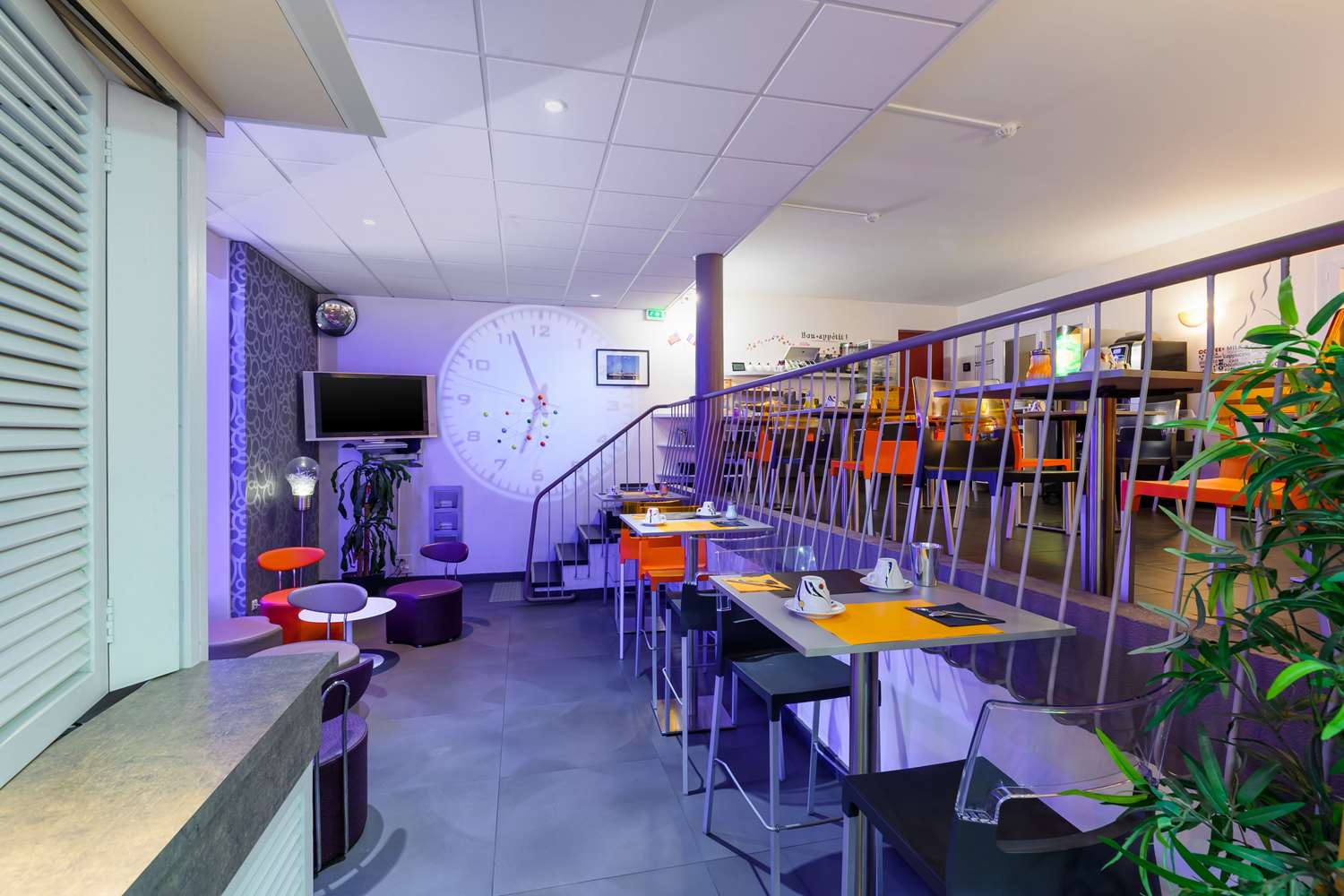 COMFORT HOTEL DE L'EUROPE SAINT NAZAIRE 11/17
