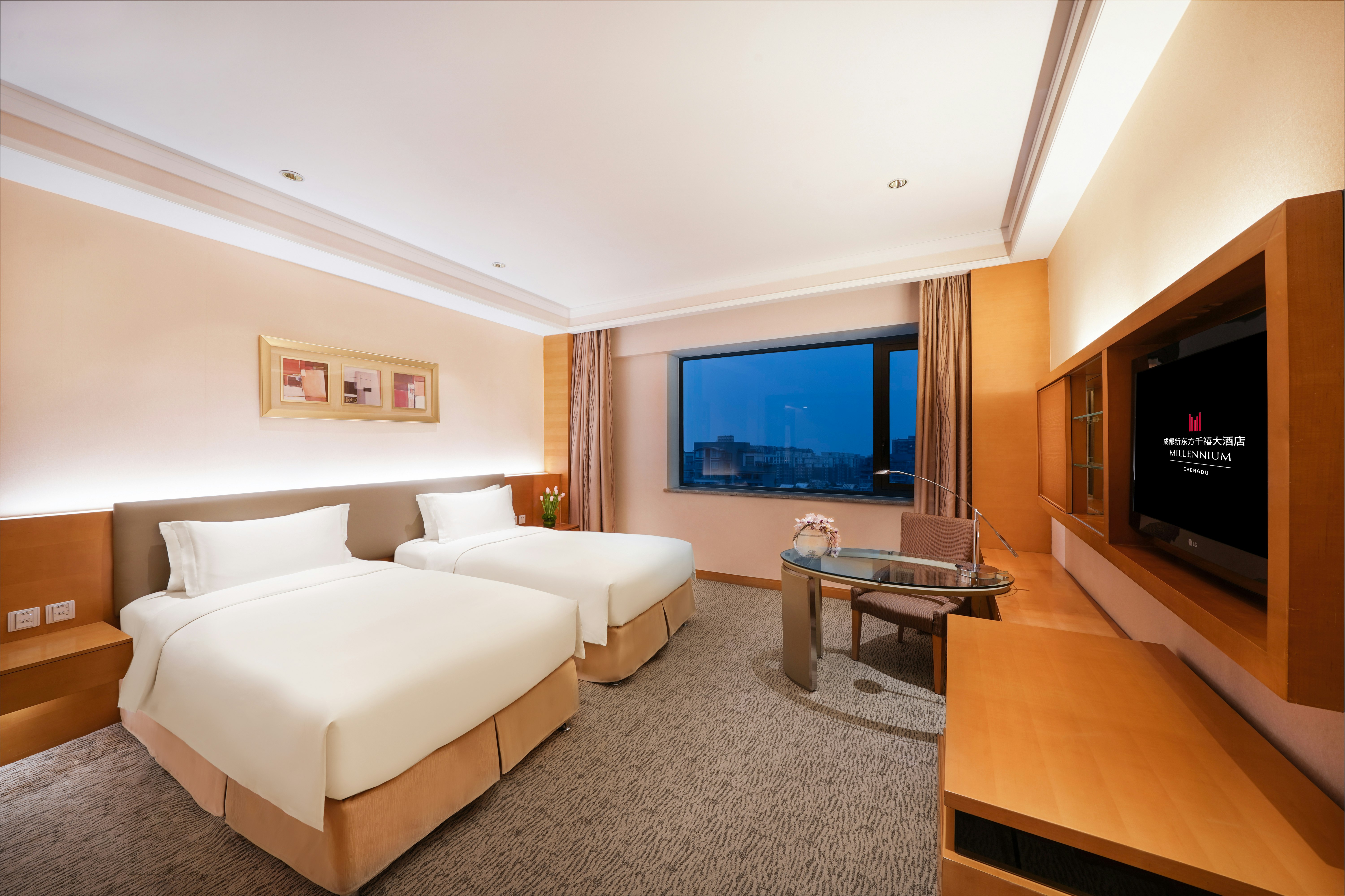 Millennium Hotel Chengdu 24/76
