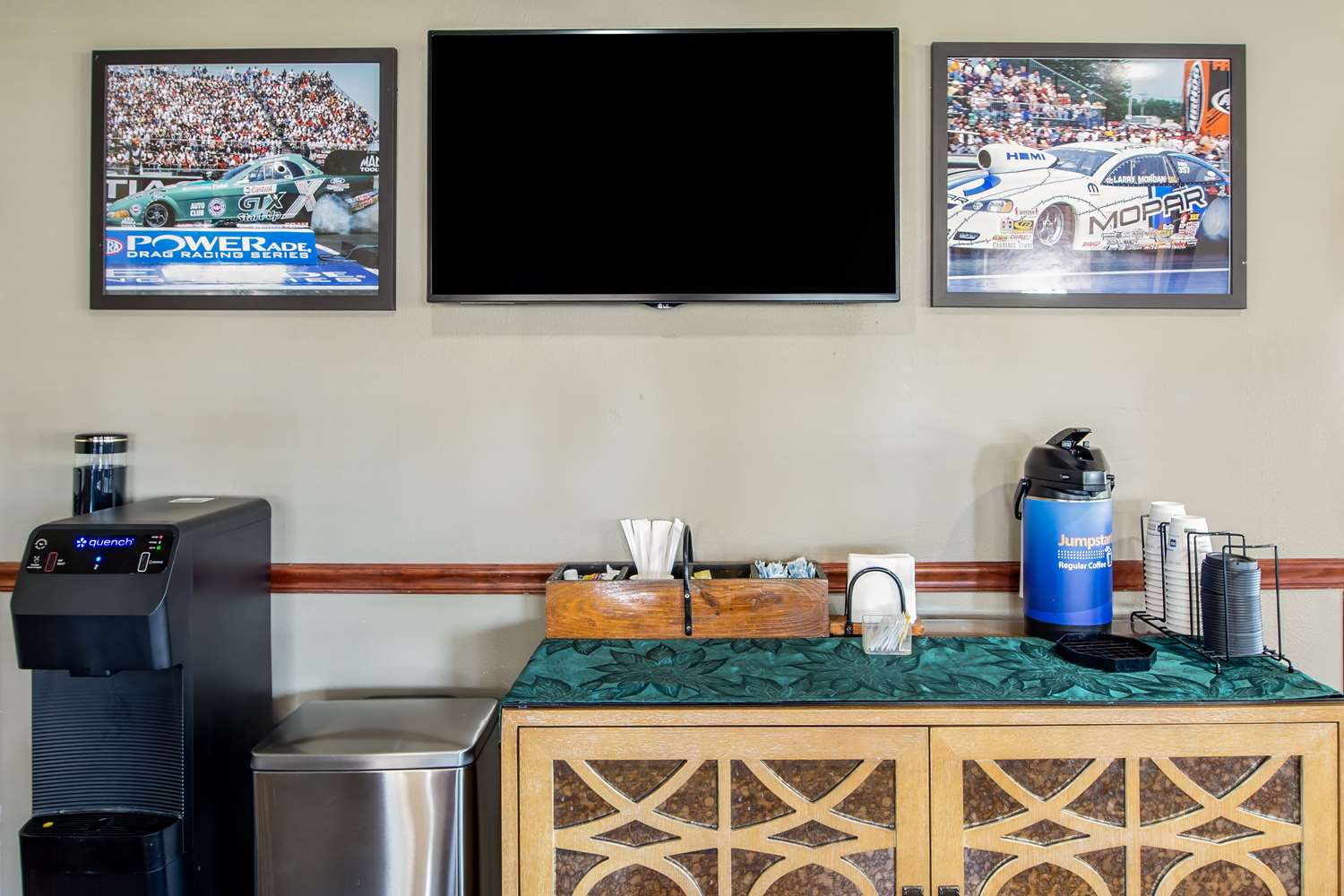 Best Western Lakewood Inn 5/37