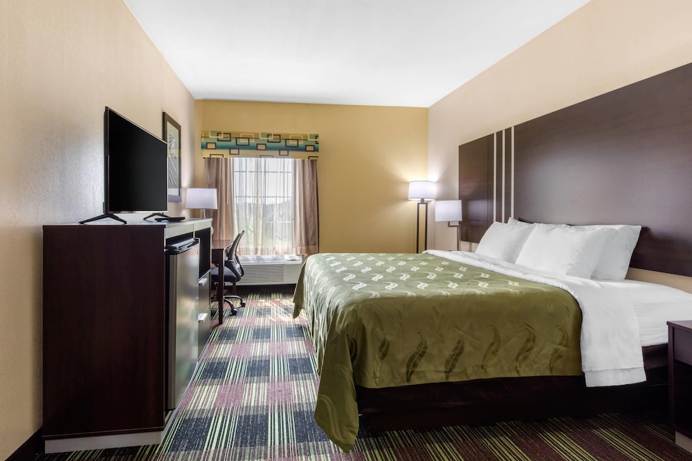 Upgrade, King Bed, Accessible