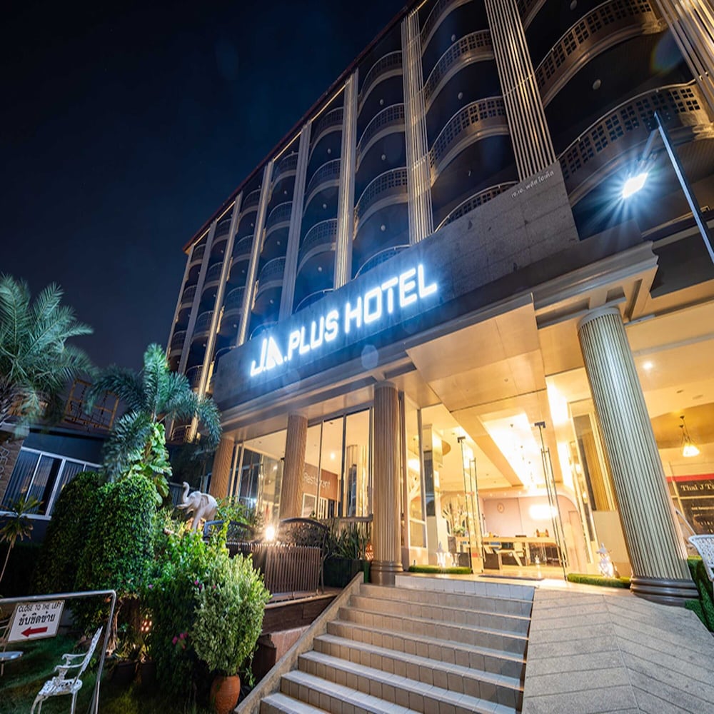 Sunday JA Plus Hotel in PATTAYA