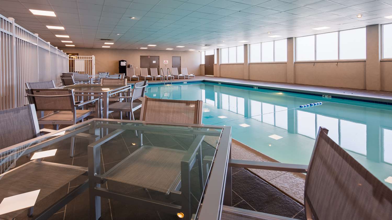 Best Western Premier Airport/Expo Center Hotel 9/23