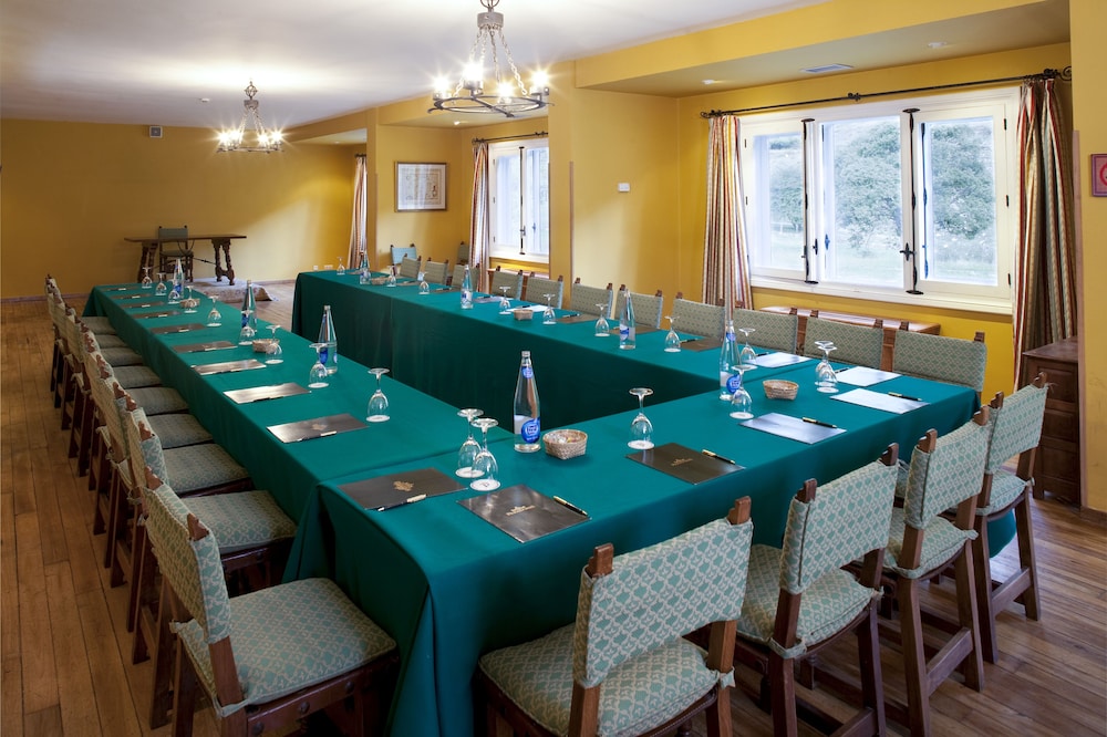 Parador De Fuente De 41/66