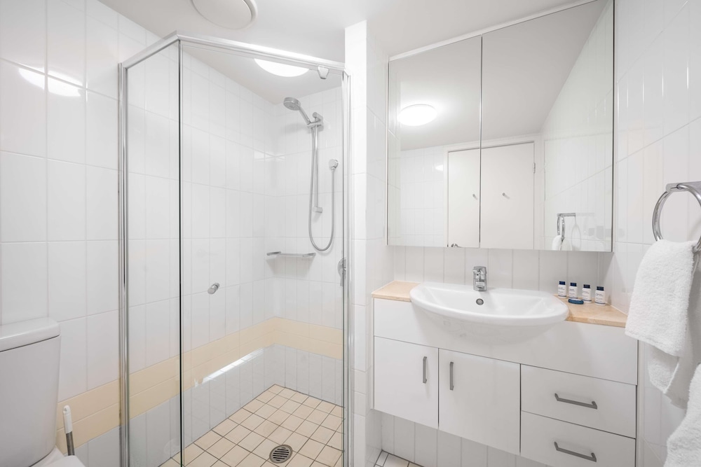 Oaks Brisbane Felix Suites 38/42