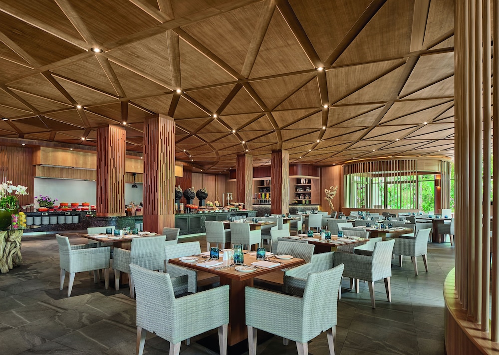 Splash Beach Resort Maikhao Phuket 46/50