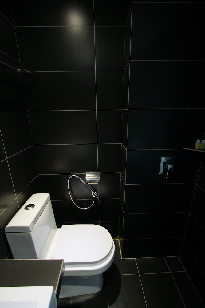 Hotel 99 - Pusat Bandar Puchong 38/48