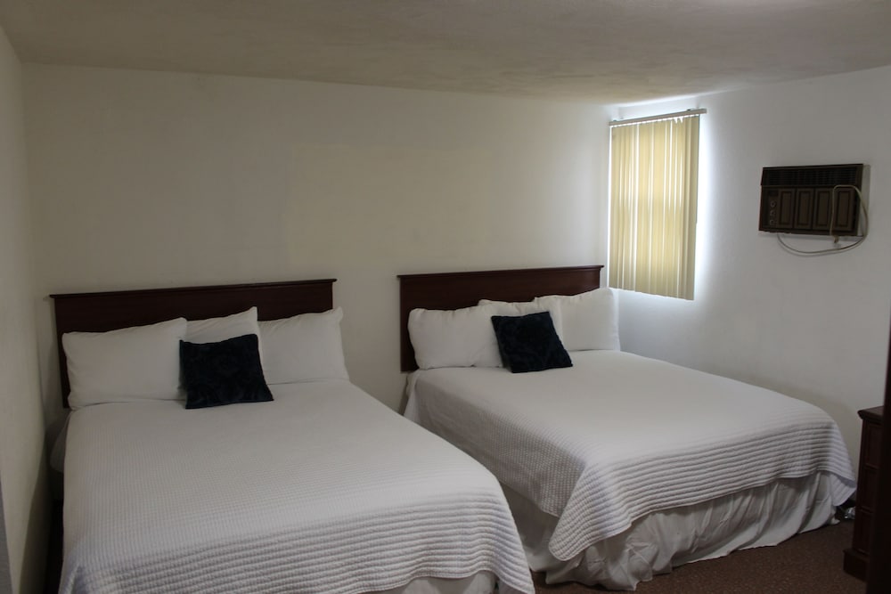 2 BEDROOMS, FAMILY SUITE