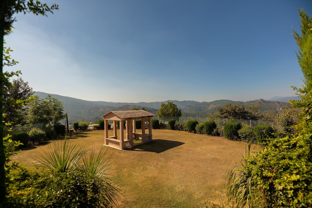 BluSalzz Homes - The Himalayan Bungalow, Almora - Uttarakhand by ZUZU 46/49