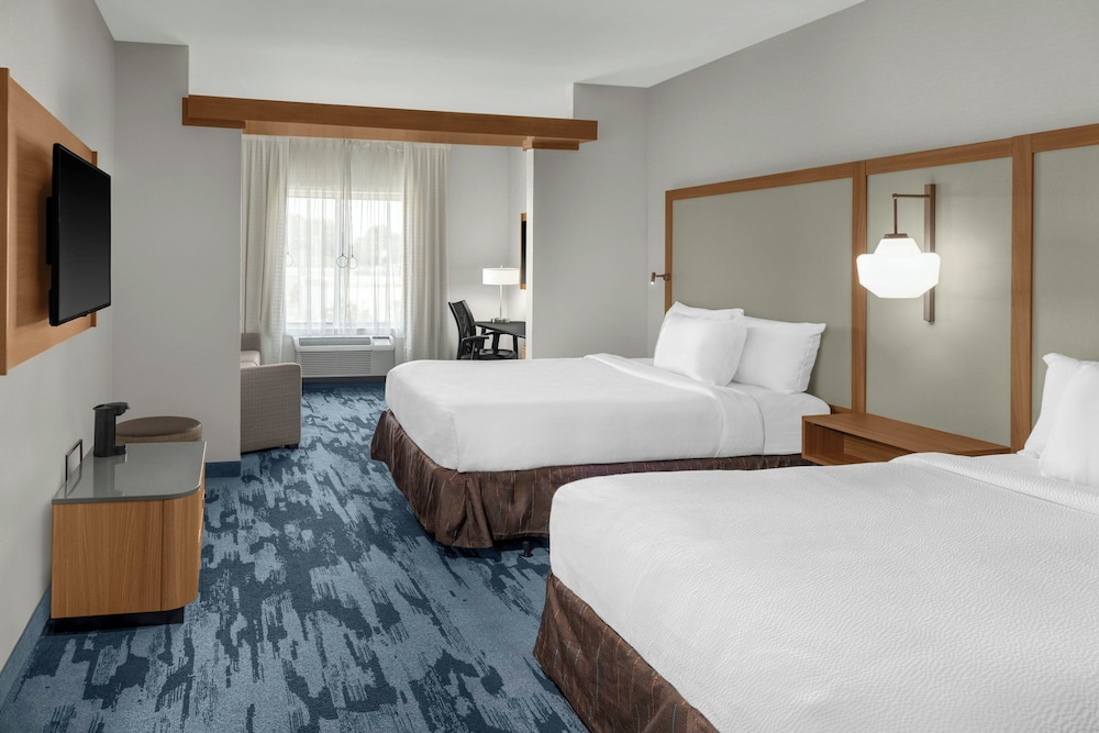 FAIRFIELD INN AND SUITES ATLANTA ACWORTH 19/50