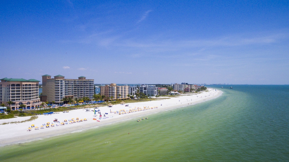 Pink Shell Beach Resort & Marina in FORT MYERS BEACH - FL