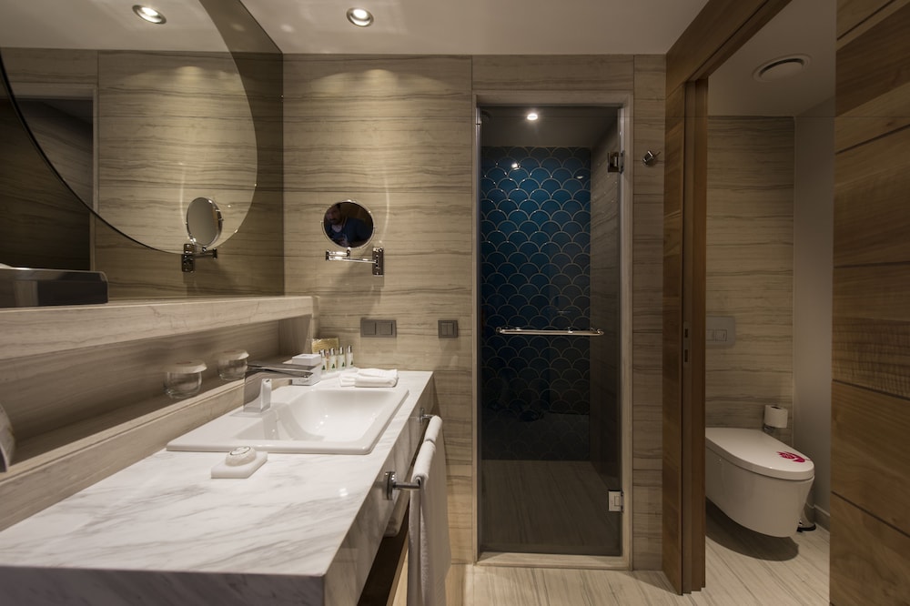 Superior Room Side Sea View، Acanthus and Cennet Barut Collection 9/12