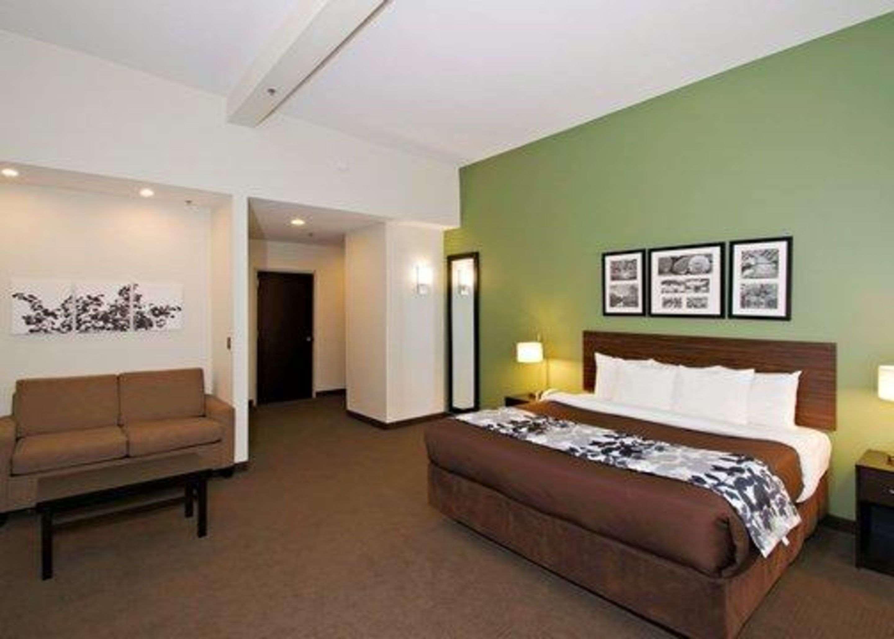 Sleep Inn & Suites Downtown Inner Harbor 3/30