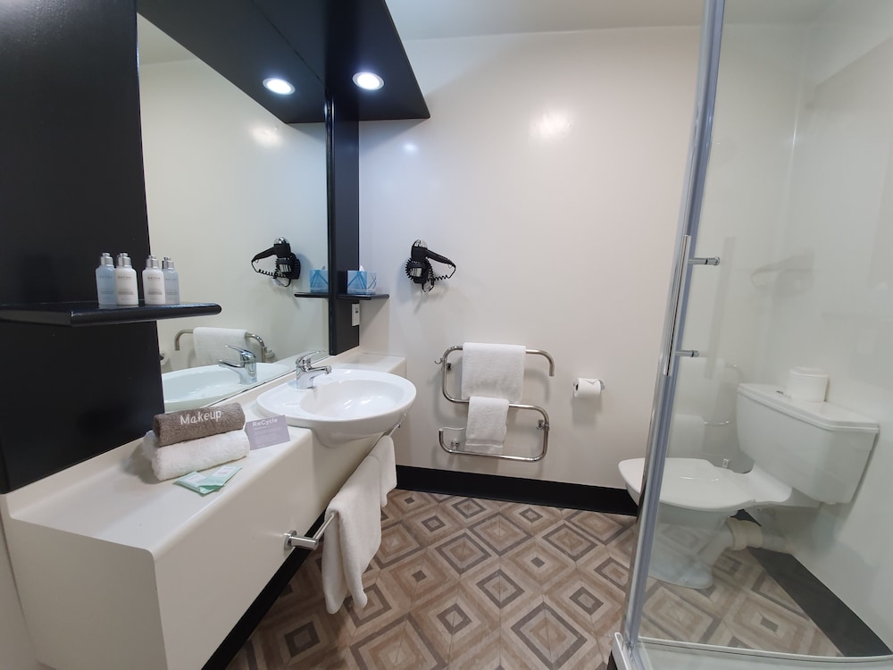 غرفة قياسية ثلاثية بثلاثة أسرّة، Heritage Gateway Hotel 2/2