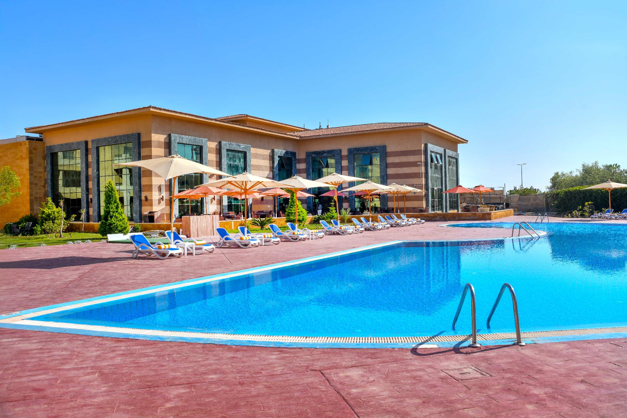 Aura Beach Resort Sidi Abd El Rahman in EL ALAMEIN