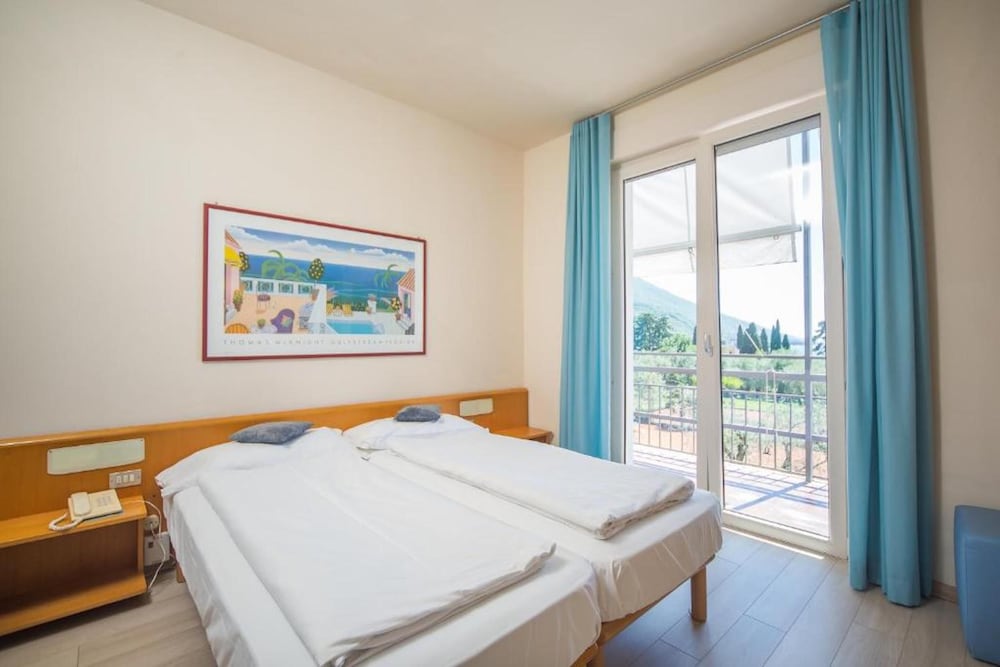 Club Hotel Olivi 15/65