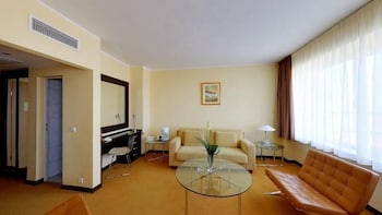 North Star Continental Resort 39/55