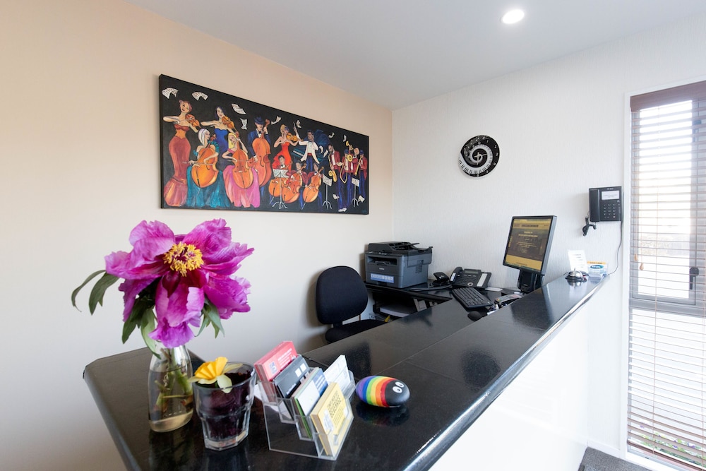 Riccarton Motor Lodge 37/48