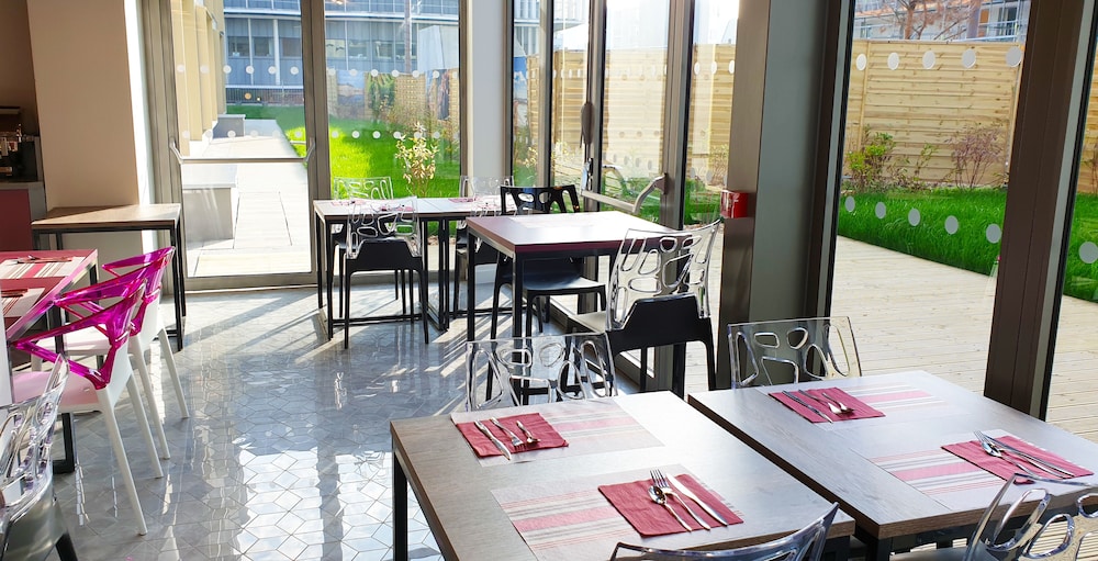 Appart-Hotel Mer & Golf City Bordeaux Lac 42/53
