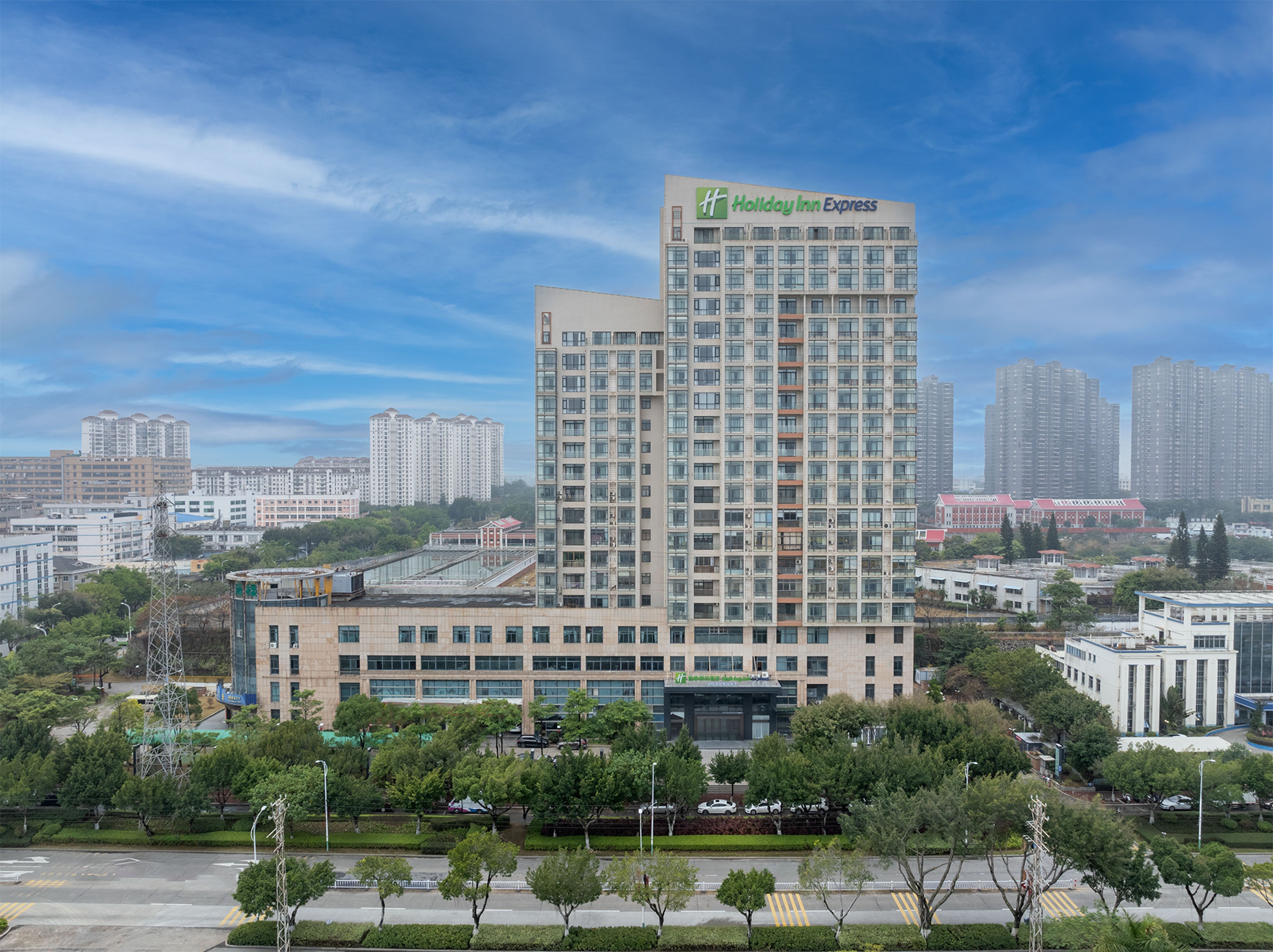 Holiday Inn Express Xiamen Jimei New Town 2/23