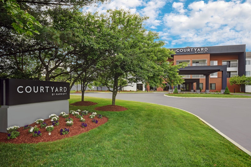 Courtyard Boston Raynham 19/21