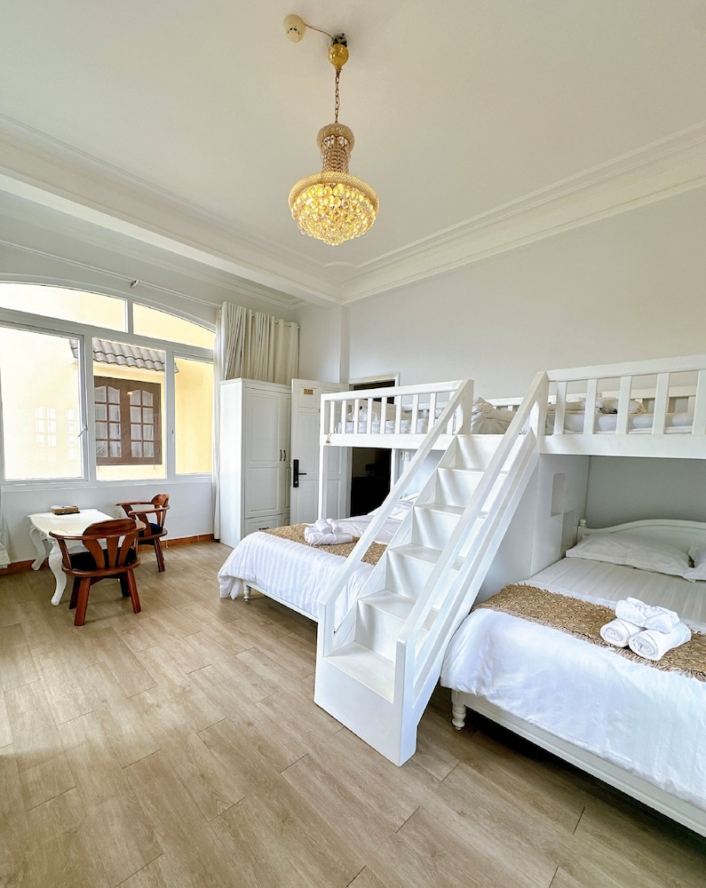Le Petit Paris Hotel Dalat 49/67