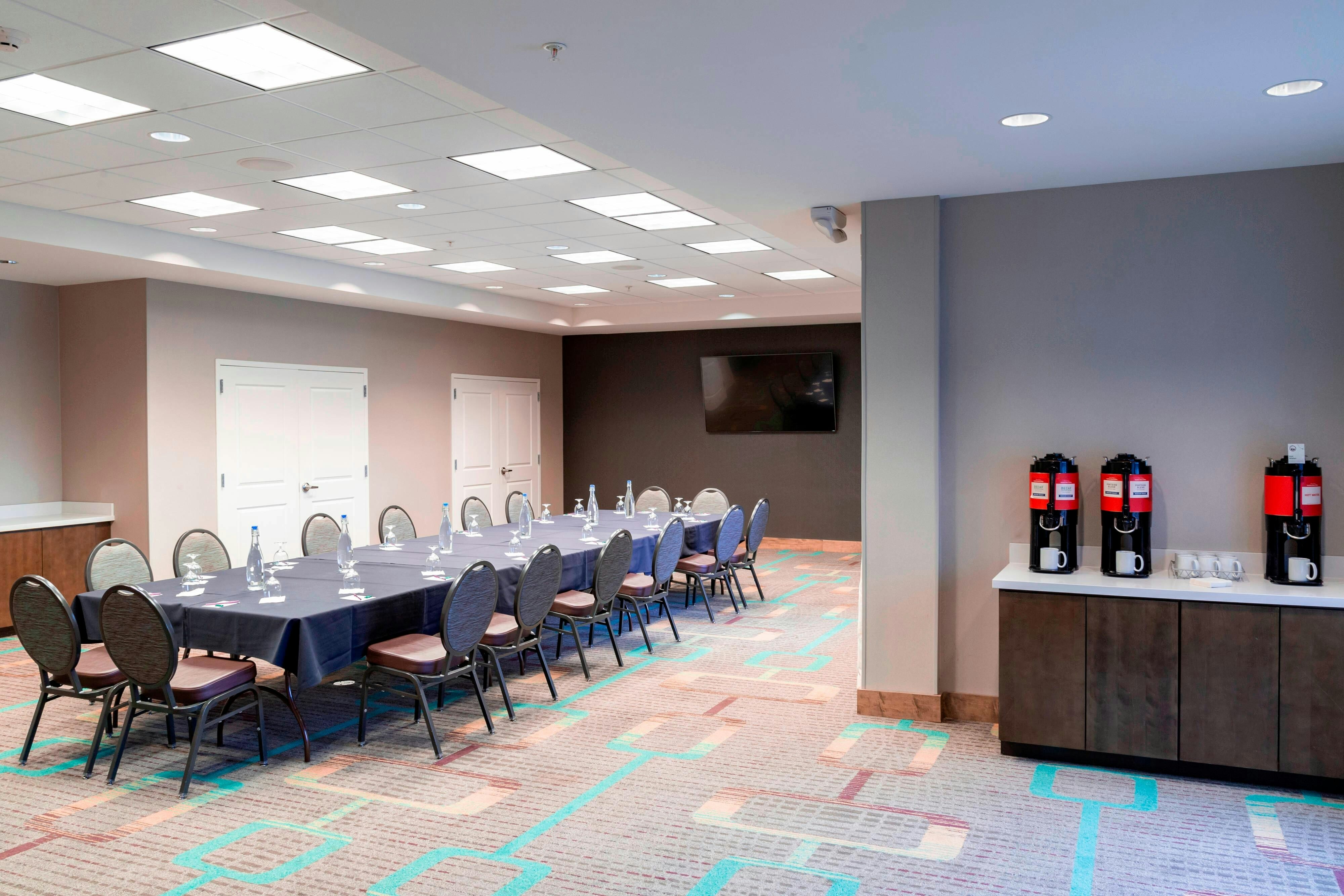 RESIDENCE INN CLEVELAND AVON AT THE EMERALD EVENT CENTER 44/53