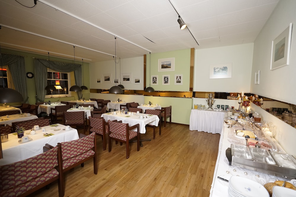 MD-RABE'S HOTEL KIEL 34/49