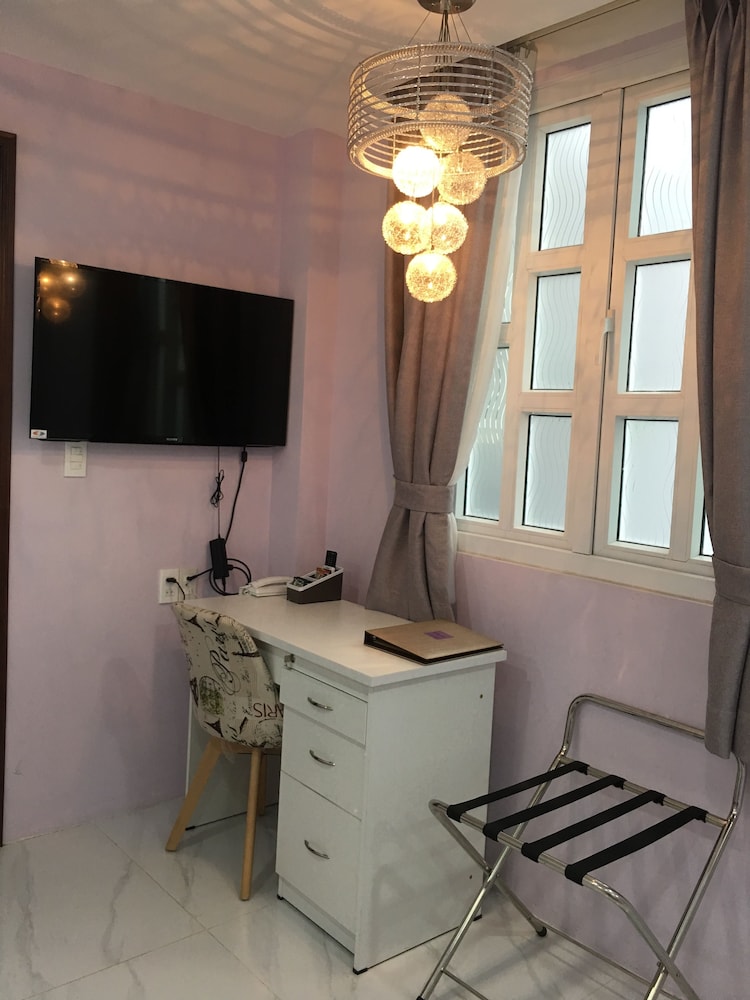 Ht Apartment 12/64