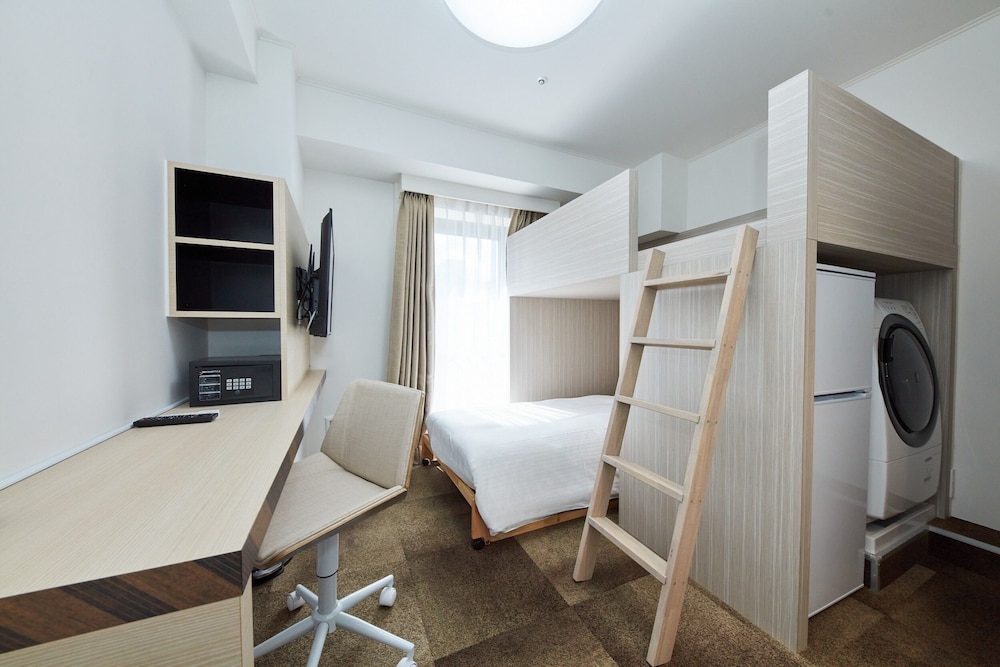 Rembrandt Hotel Atsugi 58/63