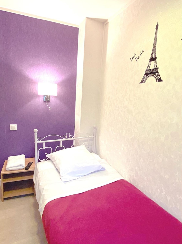 Hotel Aviatic 27/69