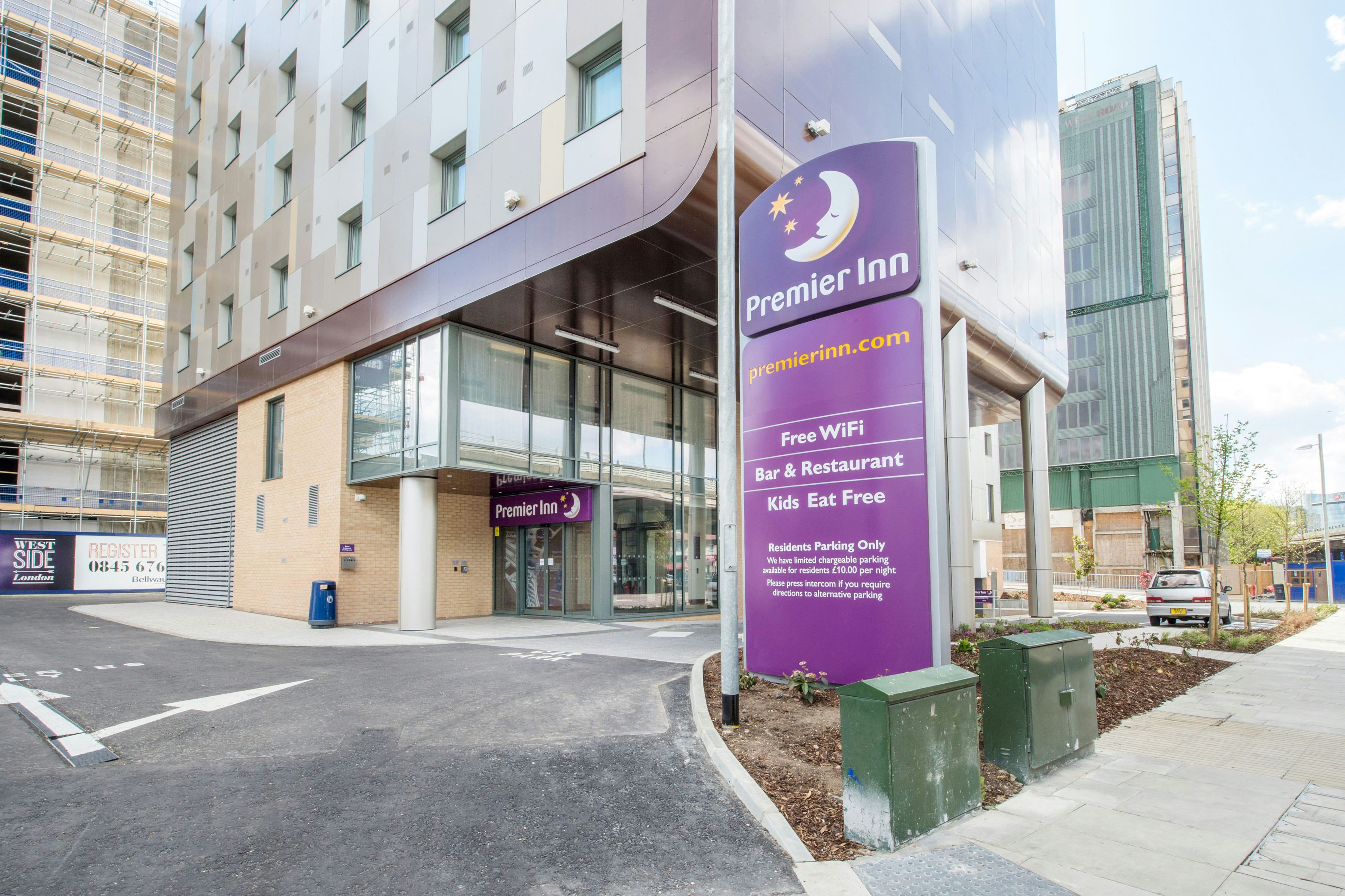 Premier Inn London Brentford hotel 24/28