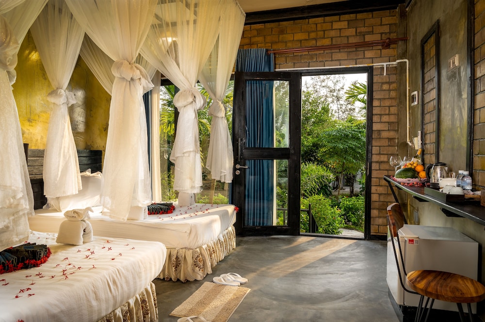 Koh Rong Hill Beach Resort 41/63