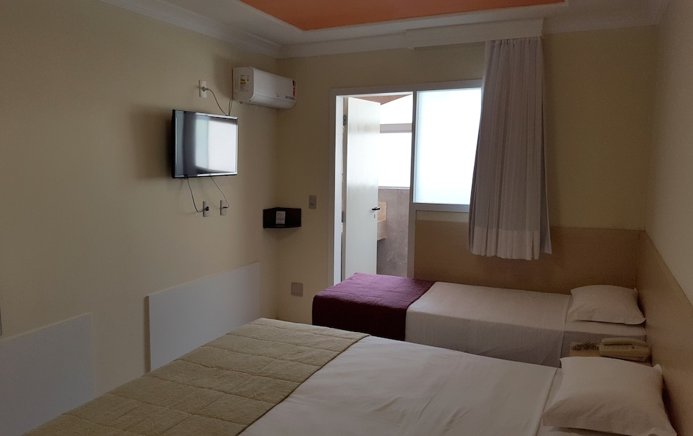 Hotel Areia de Ouro 55/74