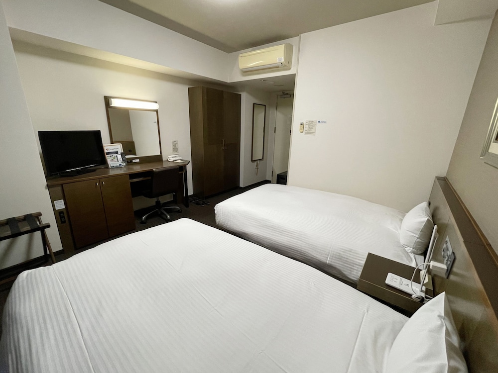 Hotel Route-Inn Ina Inter 10/35